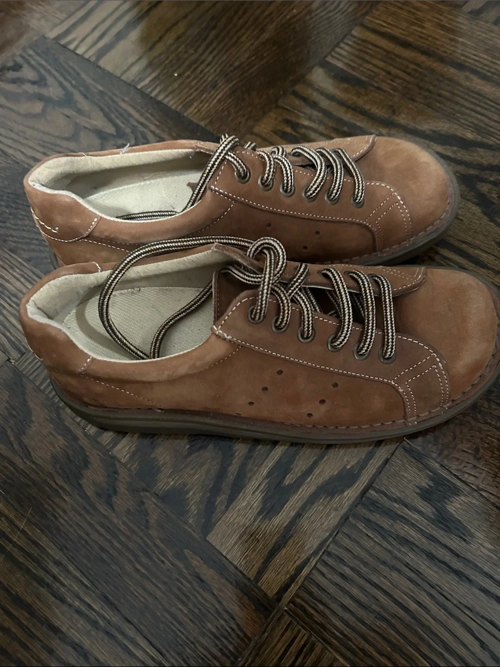 Vintage Doc Martins Casual Lace-Up Shoes - Brown